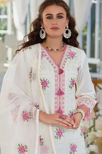 Women Floral Embroidered Regular Thread Work Pure Cotton Kurta