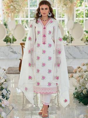 Women Floral Embroidered Regular Thread Work Pure Cotton Kurta 1