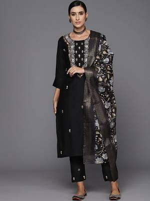 Women Floral Yoke Design Regular Thread Work Kurta with Trousers & With Dupatta 1