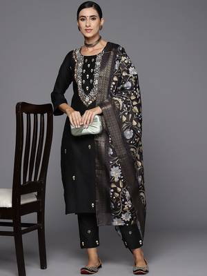 Women Floral Yoke Design Regular Thread Work Kurta with Trousers & With Dupatta 8