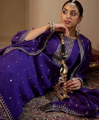 Women Ethnic Motifs Embroidered Regular Sequinned Kurta with Trousers & With Dupatta 6