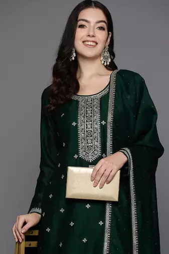 Women Floral Embroidered Regular Sequinned Kurta with Trousers & Dupatta
