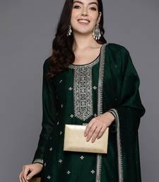 Women Floral Embroidered Regular Sequinned Kurta with Trousers & Dupatta