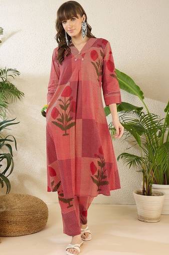 Women Floral Printed Regular Pure Cotton Kurta with Trousers