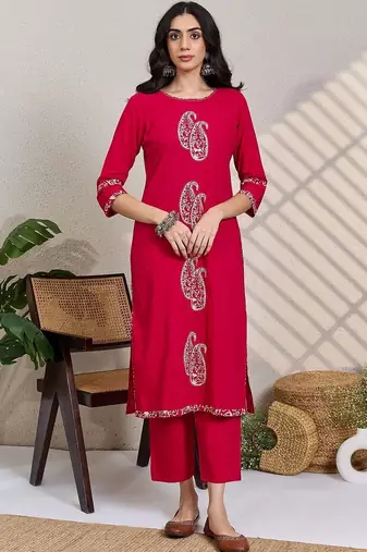 women paisley printed regular  cotton kurta with trousers & with dupatta