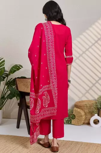 women paisley printed regular  cotton kurta with trousers & with dupatta