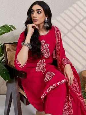 Women Paisley Printed Regular Pure Cotton Kurta with Trousers & With Dupatta 7