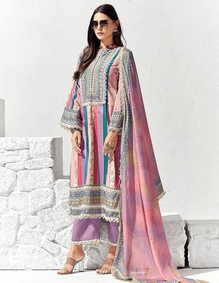 Women Ethnic Motifs Printed Regular Thread Work Kurta Trousers With Dupatta 1