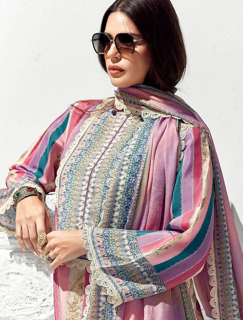 Women Ethnic Motifs Printed Regular Thread Work Kurta Trousers With Dupatta