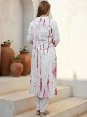 Floral Printed Notch Mandarin Collar Cotton Kurta With Trousers & Dupatta 4