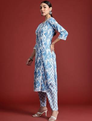 Floral Printed Panelled Beads & Stones Pure Cotton Kurta With Trousers & Dupatta 5