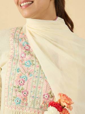 Floral Embroidered Mandarin Collar A Line Pure Cotton Kurta With Trouser &Dupatta 3