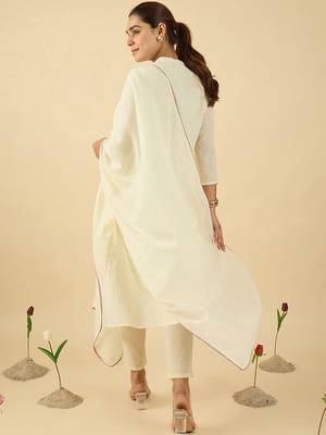 Floral Embroidered Mandarin Collar A Line Pure Cotton Kurta With Trouser &Dupatta 5