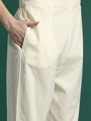 Floral Embroidered Panelled Thread Work Pure Cotton Kurta With Trousers & Dupatta 3