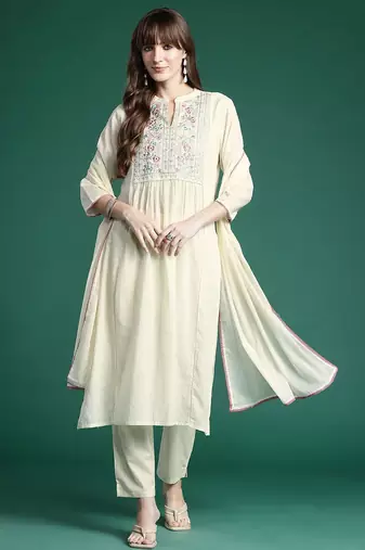 Floral Embroidered Panelled Thread Work Pure Cotton Kurta With Trousers & Dupatta
