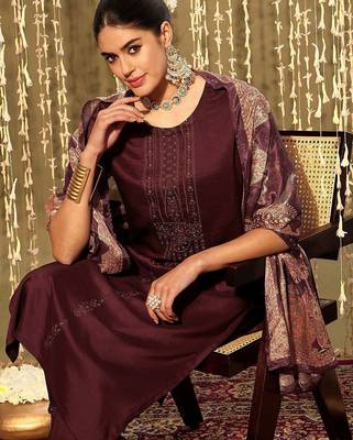 Floral Embroidered Thread Work Kurta With Trousers & Dupatta 1