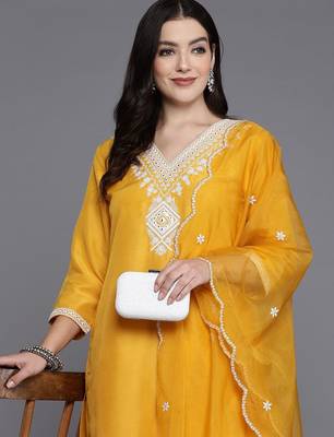 Women Yoke Design Regular Mirror Work Kurta with Trousers & Dupatta 2