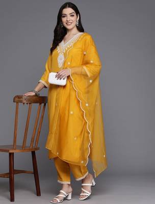 Women Yoke Design Regular Mirror Work Kurta with Trousers & Dupatta 8