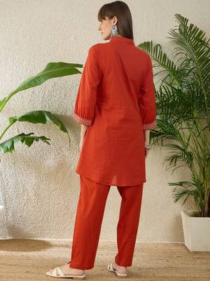 Ethnic Motifs Embroidered Thread Work Pure Cotton Kurta With Trouser 5