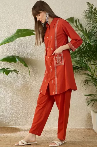 Ethnic Motifs Embroidered Thread Work Pure Cotton Kurta With Trouser