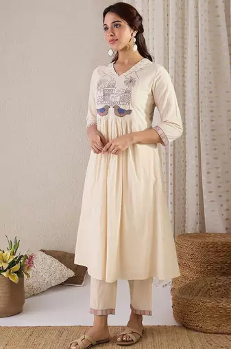 Women Quirky Embroidered Kurta with Trousers