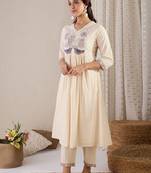 Women Quirky Embroidered Kurta with Trousers