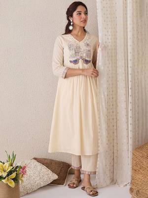 Women Quirky Embroidered Kurta with Trousers 5