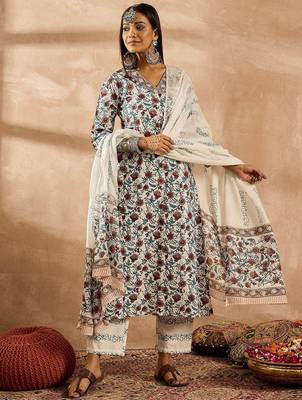 Women Floral Printed Regular Pure Cotton Kurta with Trousers & With Dupatta 3