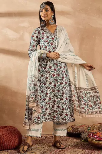 Women Floral Printed Regular Pure Cotton Kurta with Trousers & With Dupatta