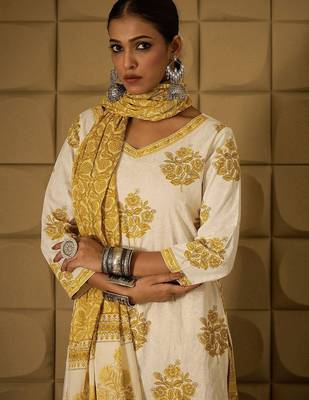 floral printed v-neck  cotton straight kurta with salwar & dupatta 2