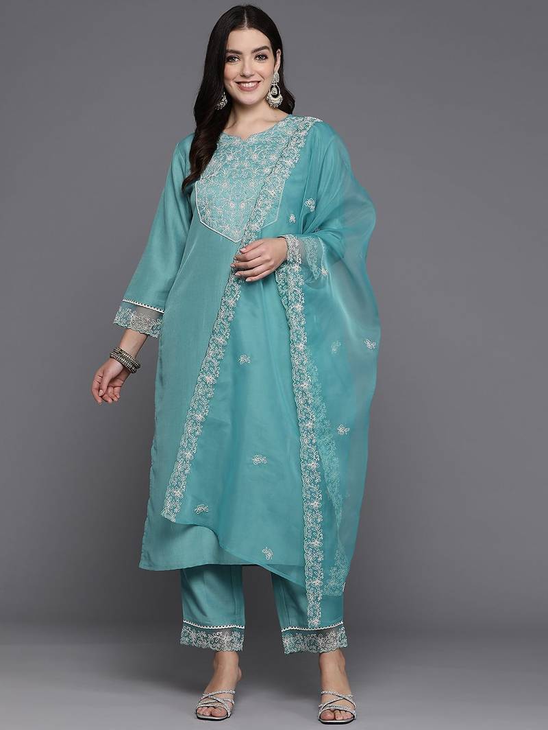 Women Floral Yoke Design Regular Kurta with Trousers & Dupatta
