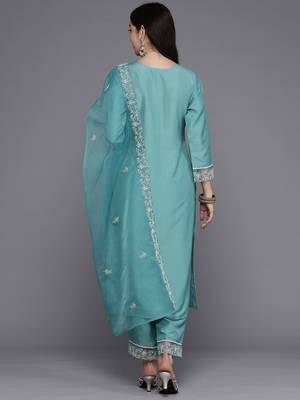 Women Floral Yoke Design Regular Kurta with Trousers & Dupatta 6