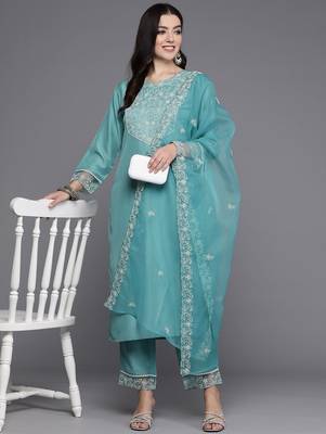 Women Floral Yoke Design Regular Kurta with Trousers & Dupatta 7