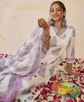 Women Floral Printed Pure Cotton Kurta with Trousers & With Dupatta 2