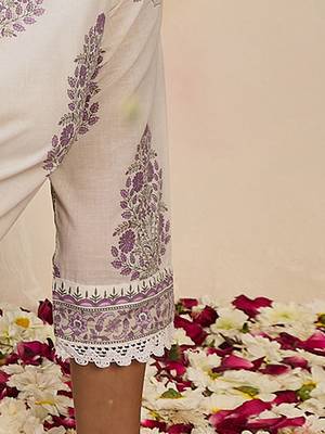 Women Floral Printed Pure Cotton Kurta with Trousers & With Dupatta 6