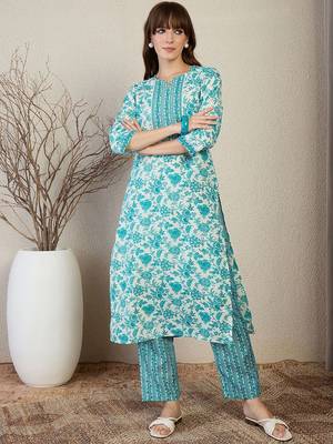 Floral Printed Straight Kurta With Trousers & Dupatta 6