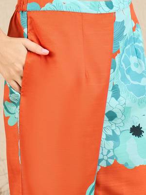 Floral Printed Straight Kurta With Trousers 3