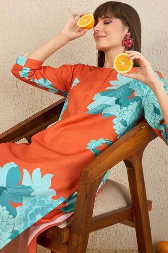 Floral Printed Straight Kurta With Trousers