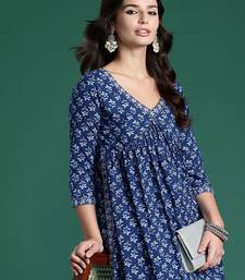 Women Floral Printed Empire Pure Cotton Kurta with Trousers