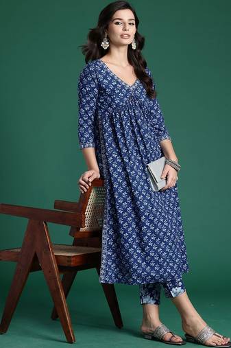 women floral printed empire  cotton kurta with trousers