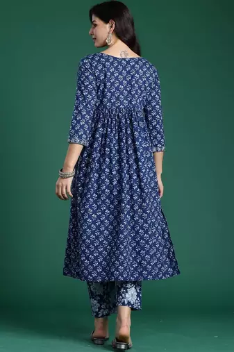 Women Floral Printed Empire Pure Cotton Kurta with Trousers