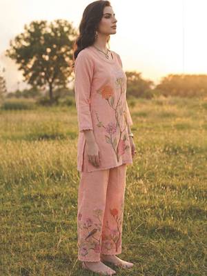 Women Floral Printed Regular Sequinned Linen Kurta with Palazzos 3