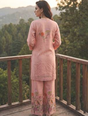 Women Floral Printed Regular Sequinned Linen Kurta with Palazzos 4