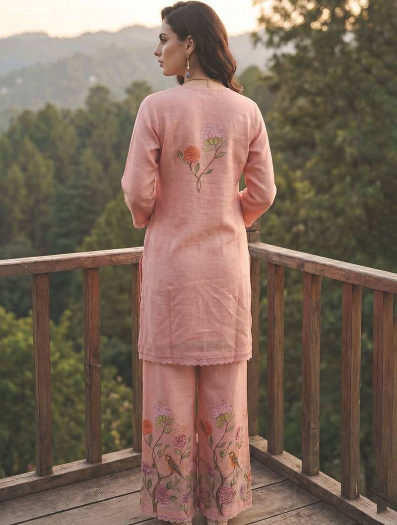 Women Floral Printed Regular Sequinned Linen Kurta with Palazzos