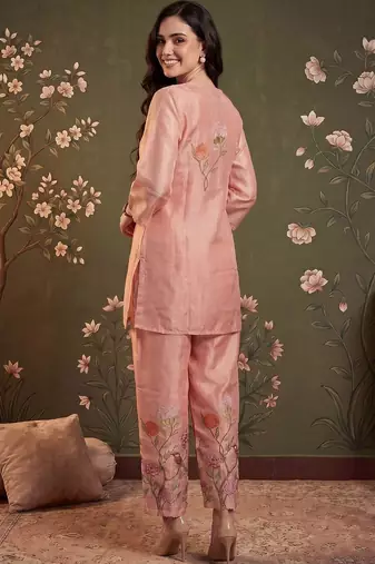 Women Floral Embroidered Regular Thread Work Linen Kurta with Trousers