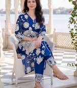 women ethnic motifs printed regular  cotton kurta with trousers