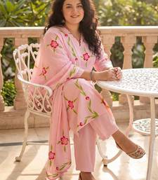 Plus Size Pink Printed Straight Kurta Trousers With Dupatta Set