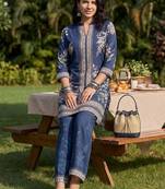 Women Bandhani Embroidered Regular Thread Work Kurta with Trousers