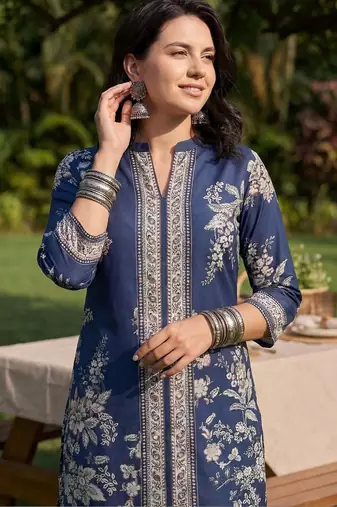Women Bandhani Embroidered Regular Thread Work Kurta with Trousers