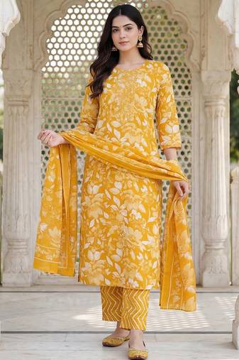 Women Floral Printed Regular Mirror Work Kurta with Trousers & With Dupatta